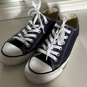 Navy blue Converse All Star Classic